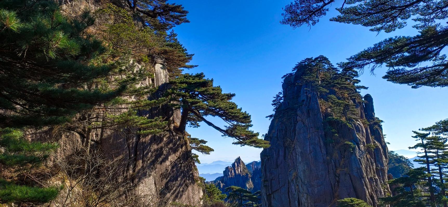 Begin-to-Believe-Peak-Huangshan